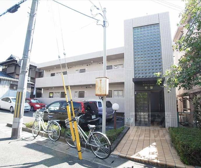 【ホワイトリバー千栄】間取