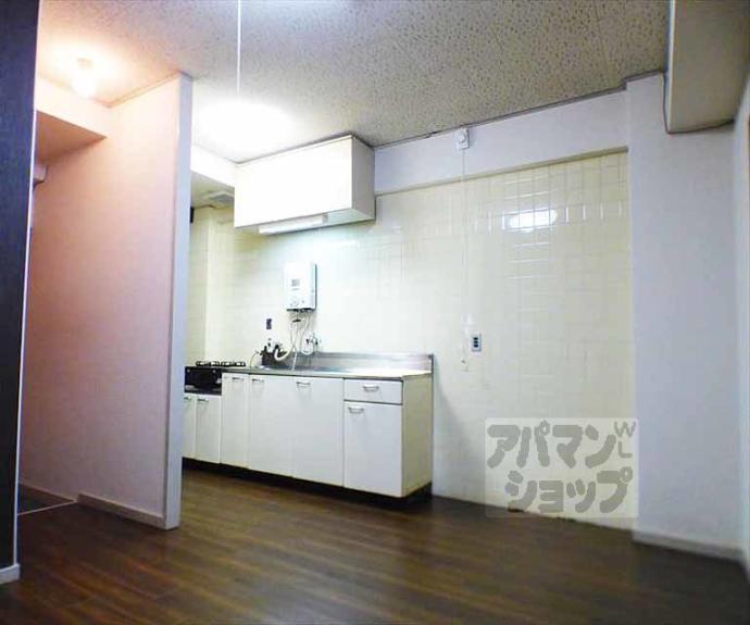 【岩崎ビル】間取