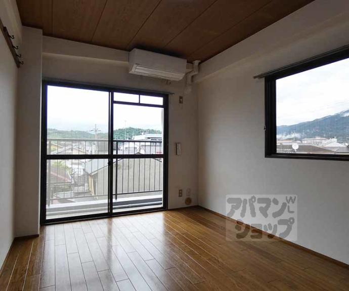 【ヴィラ島本】間取