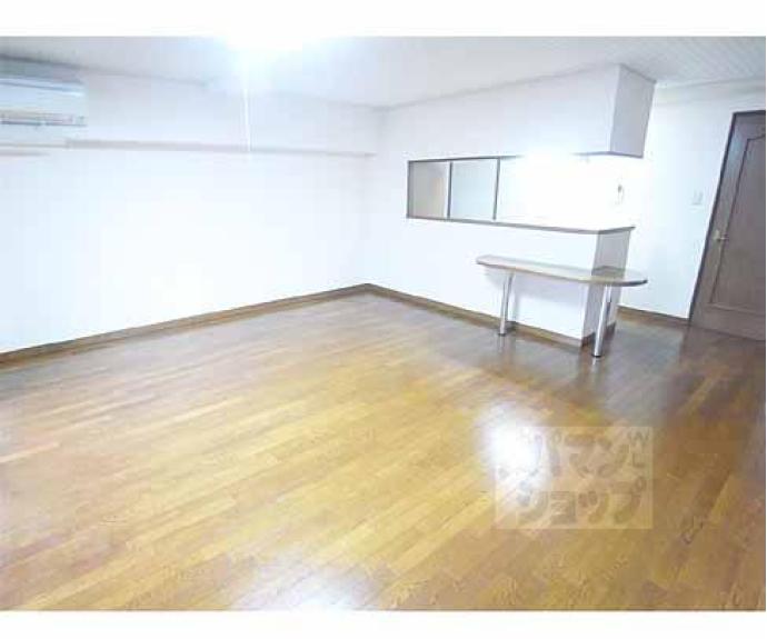 【ヴァンタリゼ荒神口】間取