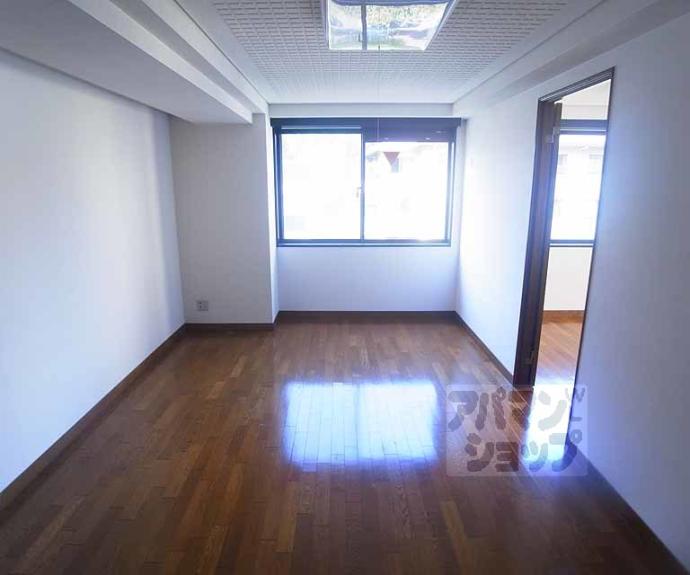 【ヴァンタリゼ荒神口】間取