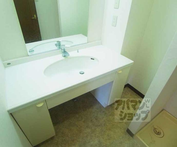 【ヴァンタリゼ荒神口】間取