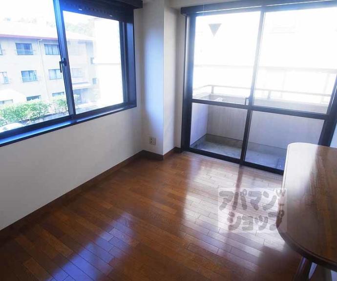 【ヴァンタリゼ荒神口】間取