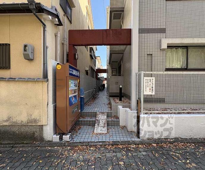 【グランレブリー御所東】間取