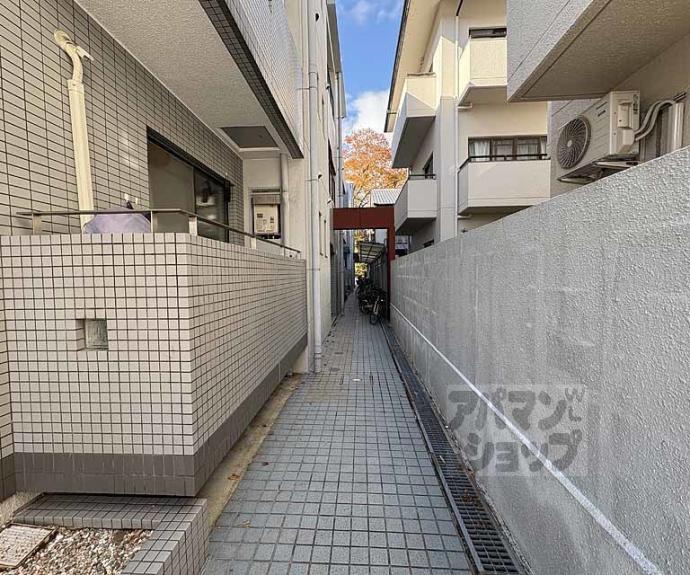 【グランレブリー御所東】間取