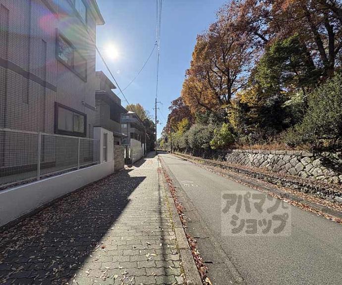 【グランレブリー御所東】間取