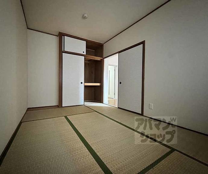 【グランレブリー御所東】間取