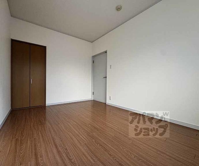 【グランレブリー御所東】間取