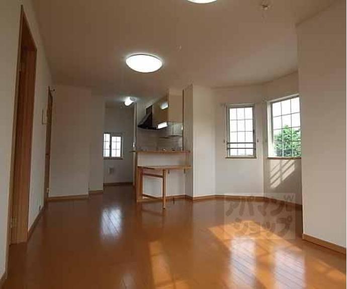 【レ　シャンブル　ドゥ　北山】間取