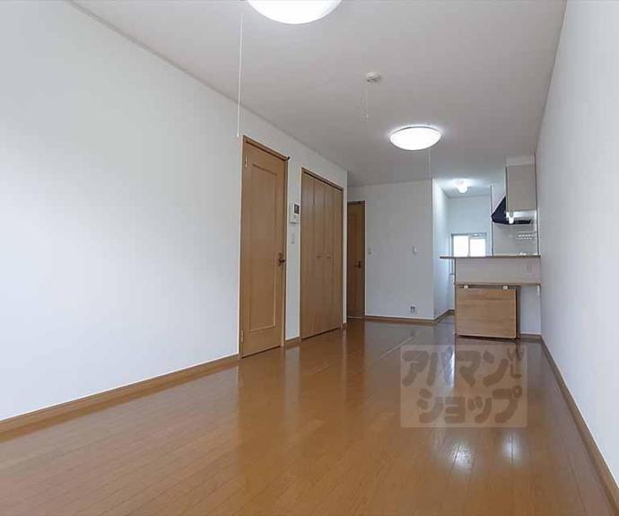 【レ　シャンブル　ドゥ　北山】間取