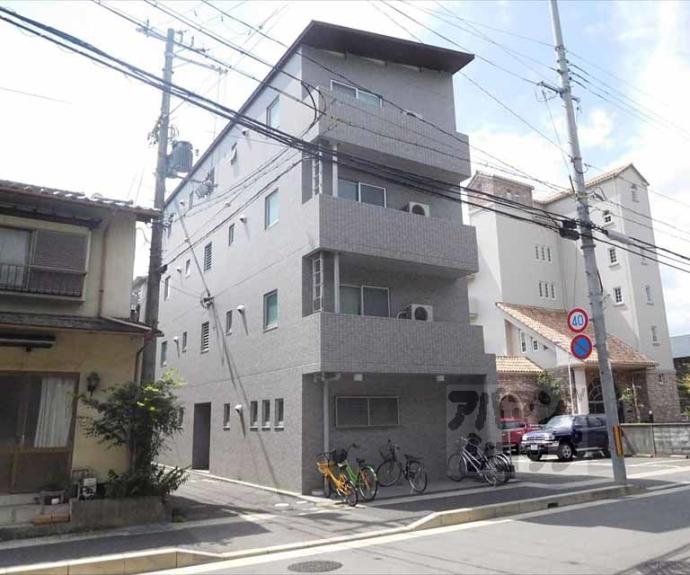 【ウェールズ松ヶ崎】間取