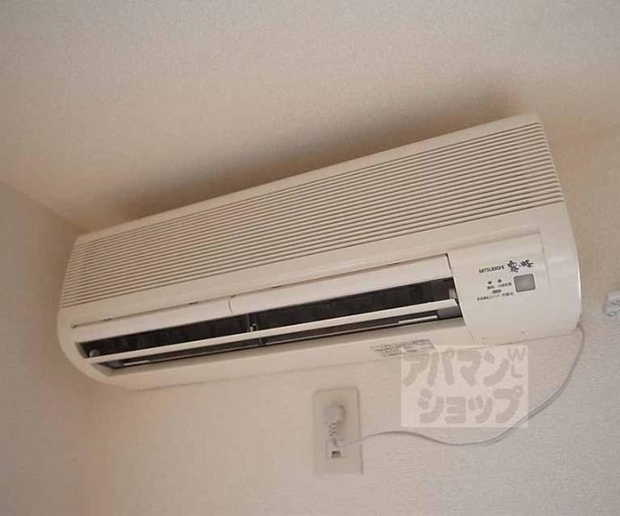 【クレールヴィル六ノ坪】間取