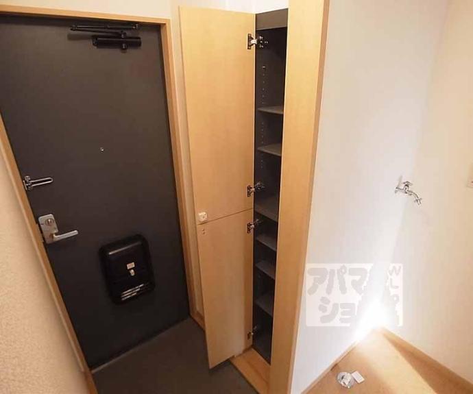 【クレールヴィル六ノ坪】間取