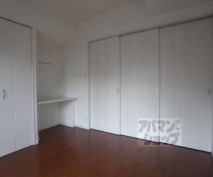 【レジディア御所東】間取