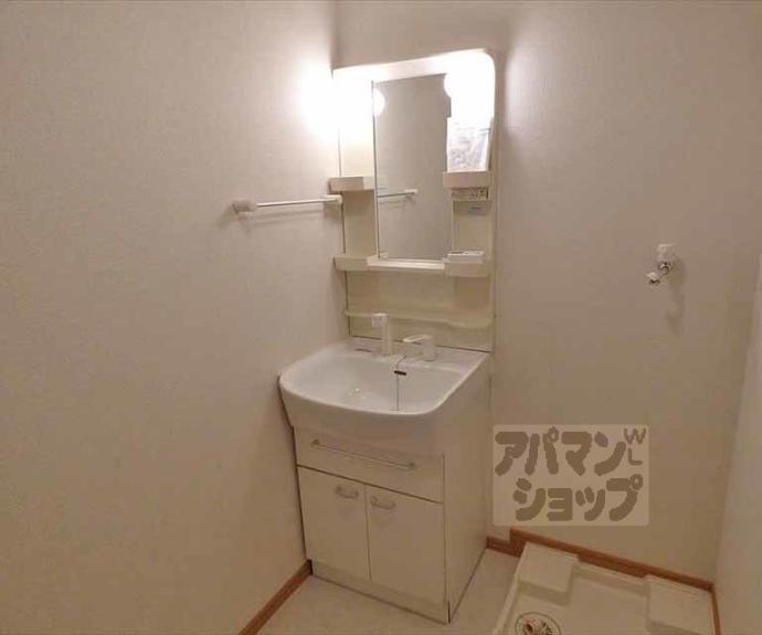 【ウィズナスコート宝ヶ池】間取