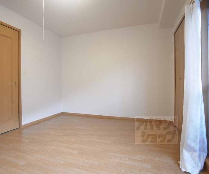 【ウィズナスコート宝ヶ池】間取