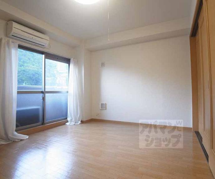 【ウィズナスコート宝ヶ池】間取