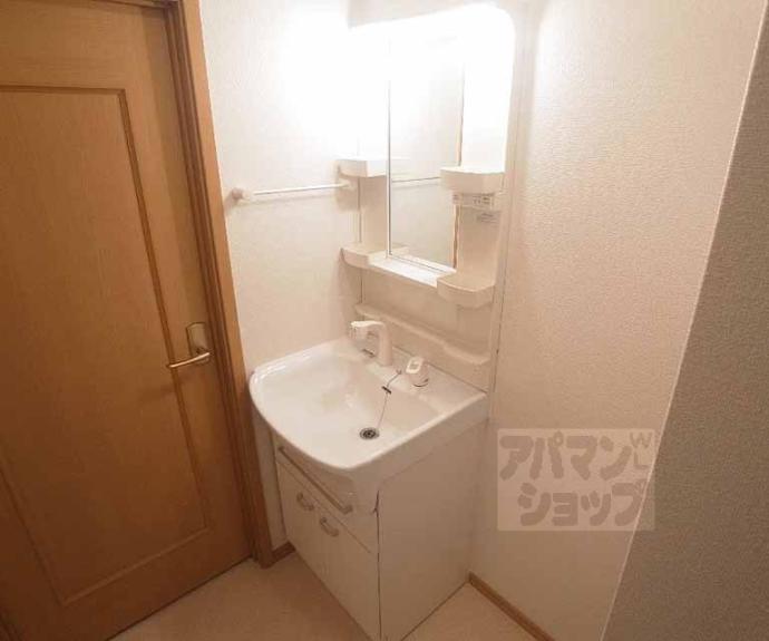 【ウィズナスコート宝ヶ池】間取