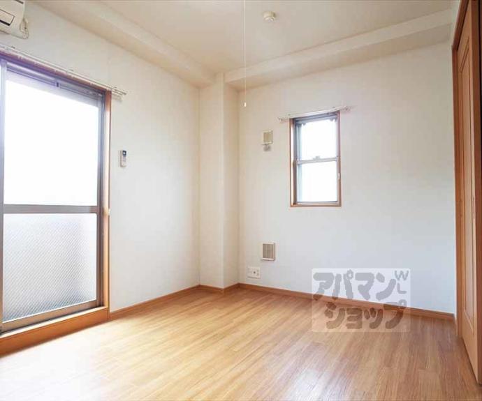 【ウィズナスコート宝ヶ池】間取