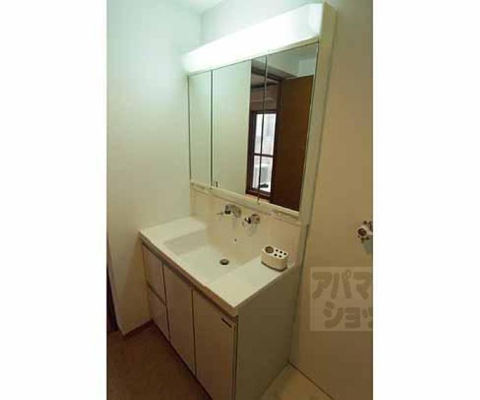 【ＶＩＡ鴨川東】間取