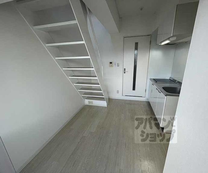 【Ｙ’ｓＦｌａｔｓ西陣】間取