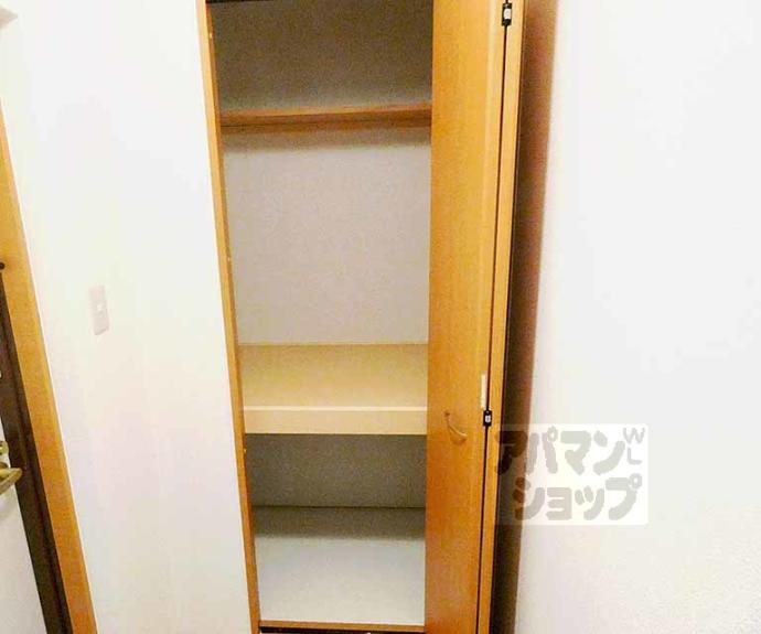 【カリヨン出町】間取