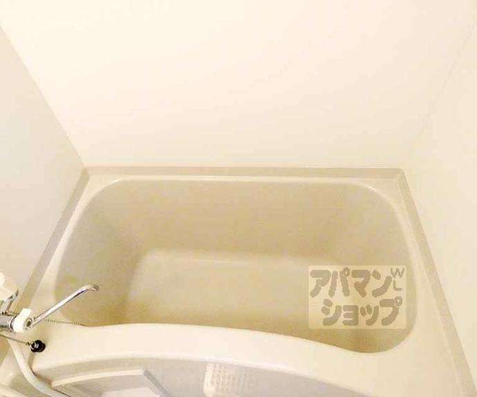 【カリヨン出町】間取