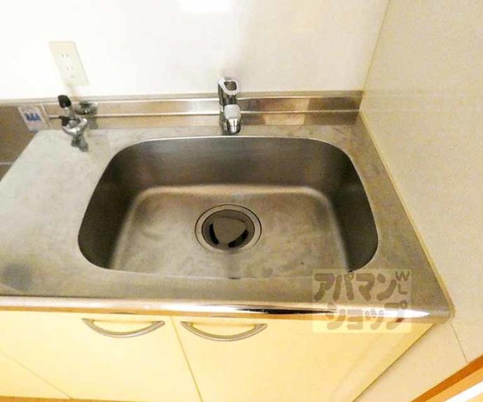 【カリヨン出町】間取