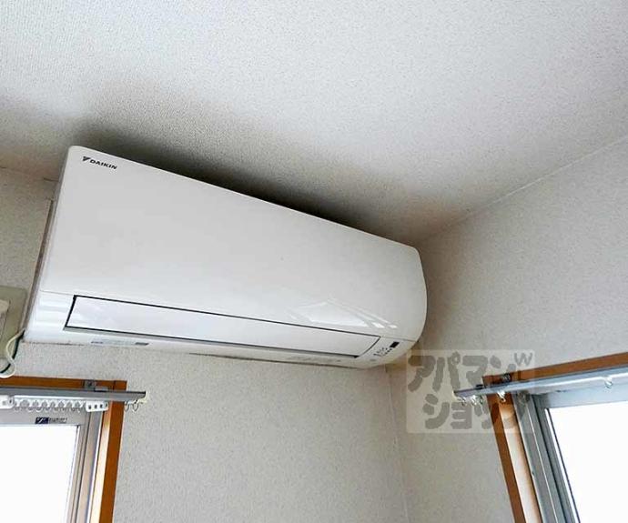 【カリヨン出町】間取