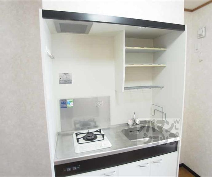 【エスメラルダ北白川】間取