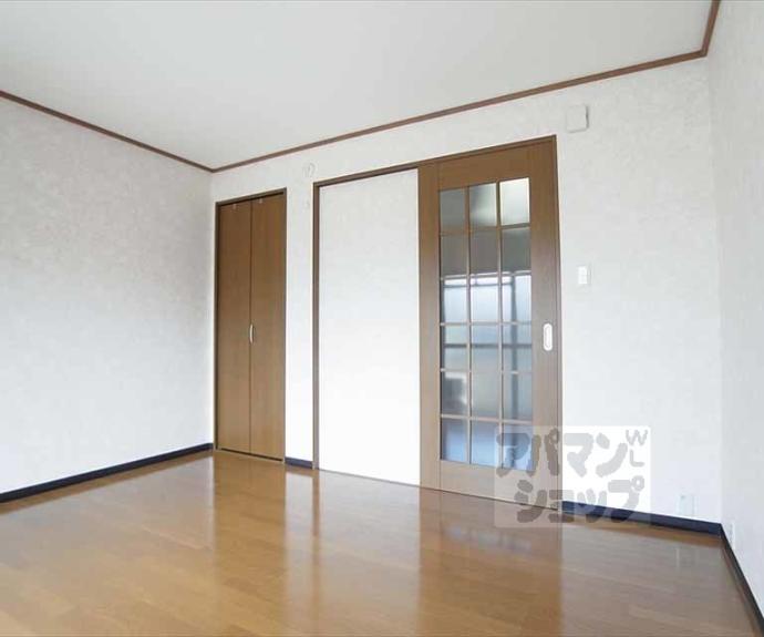 【エスメラルダ北白川】間取