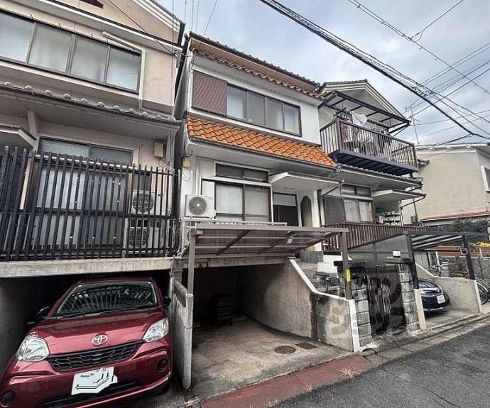 【上京区鶴山町2-52貸家】間取