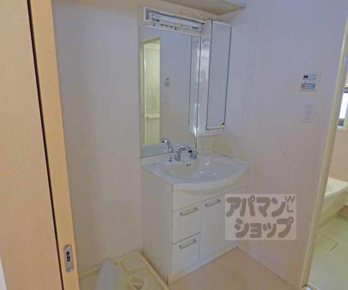 【スクワール北山】間取