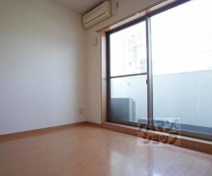 【グランドパレス吉田近衛】間取