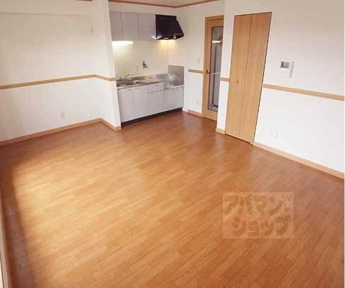 【ＬＡＮＤ　ＰＡＲＫ　横大路】間取