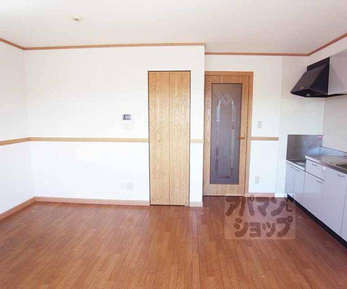 【ＬＡＮＤ　ＰＡＲＫ　横大路】間取