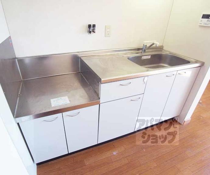 【ＬＡＮＤ　ＰＡＲＫ　横大路】間取