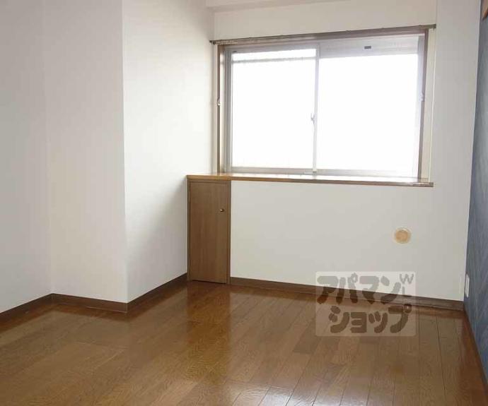 【エーム梅小路】間取