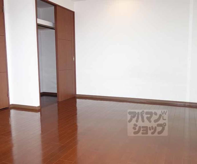 【観喜寺町マンション】間取