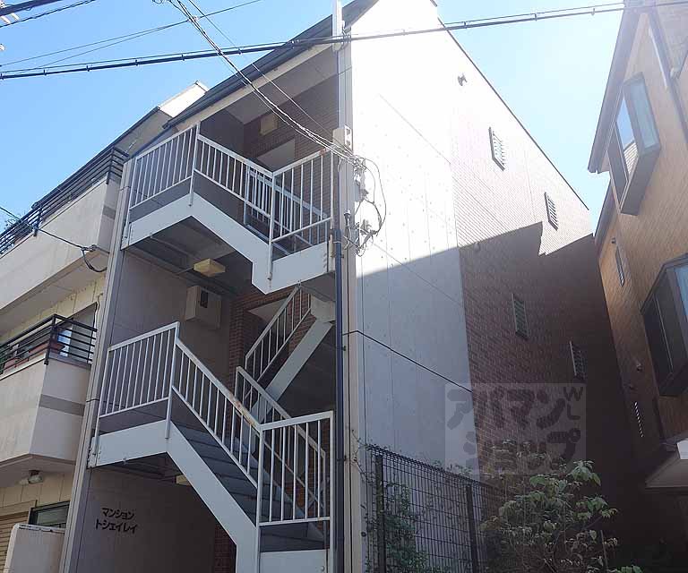 マンショントシェイレイ