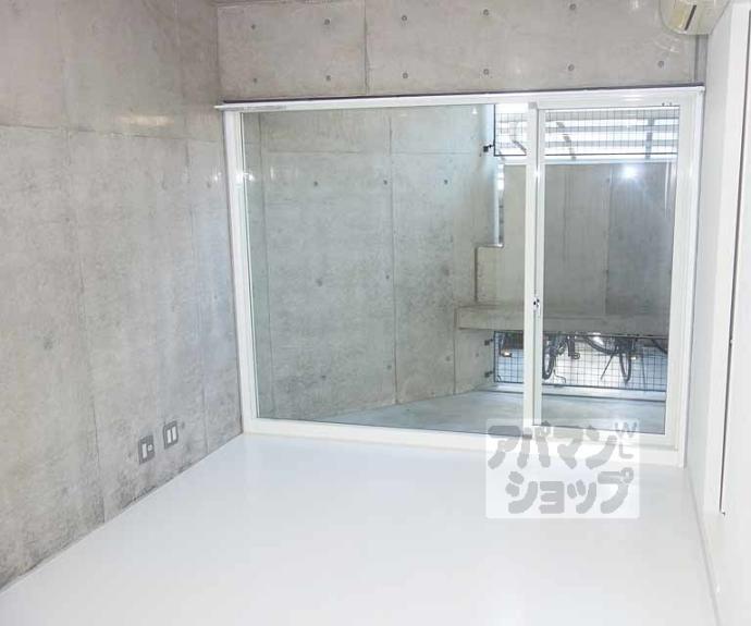 【モノコモド御前Ｂ棟】間取