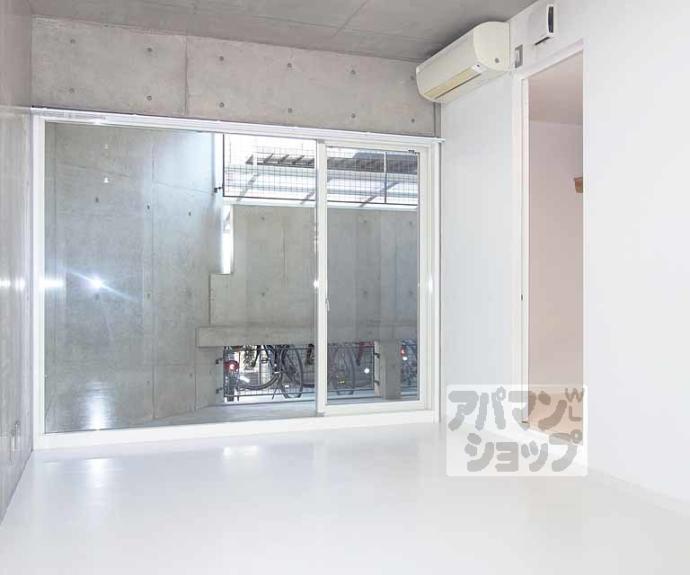 【モノコモド御前Ｂ棟】間取