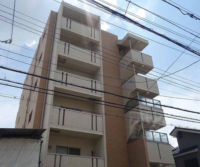 吉祥院定成町マンション