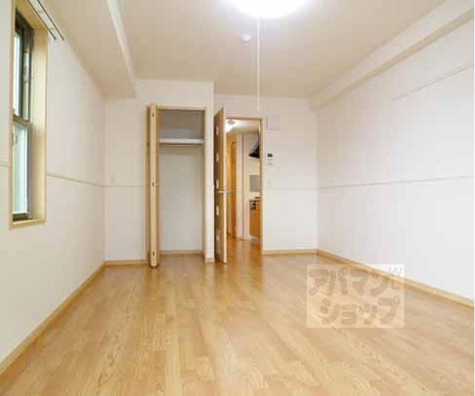 【ノイ ブルーメ桂川】間取
