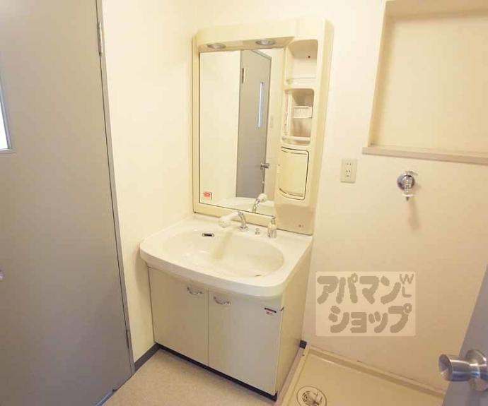 【メゾンＭＩＮＯＲＵ】間取