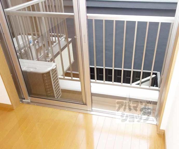 【フラッティ丹波口】間取