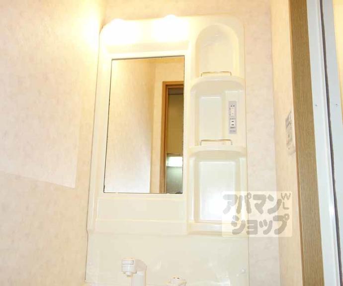 【フラッティ丹波口】間取