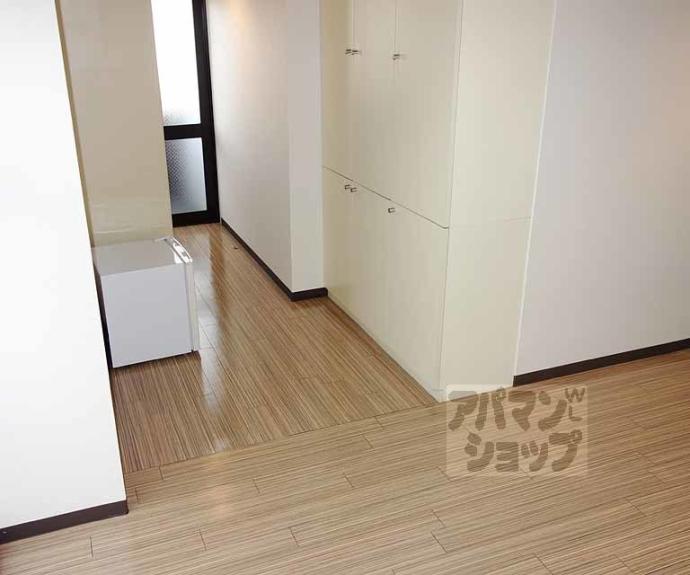 【エクセルワンズ八条】間取