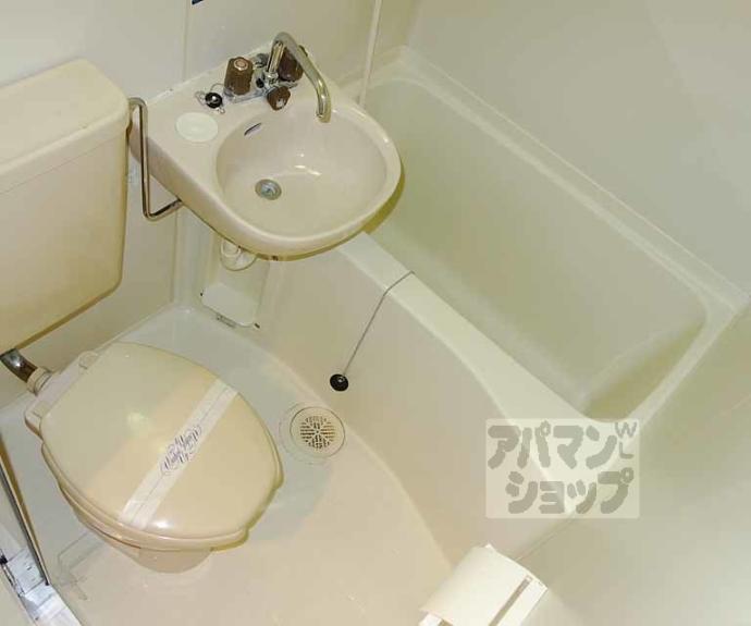 【エクセルワンズ八条】間取