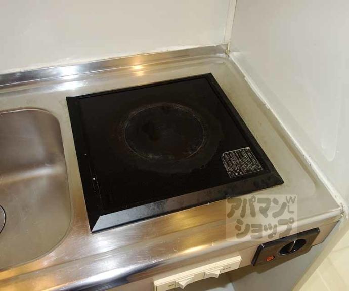 【エクセルワンズ八条】間取